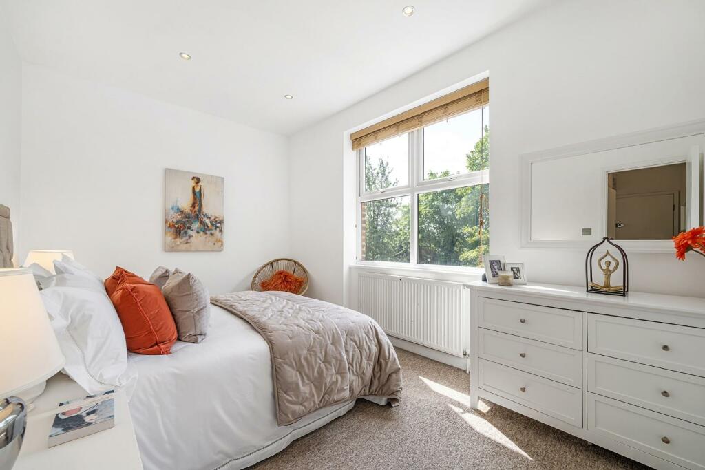 Bedroom 3.jpg