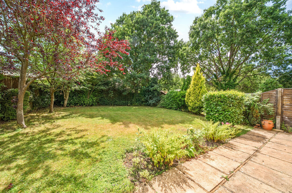 1319351-5-68653c7...