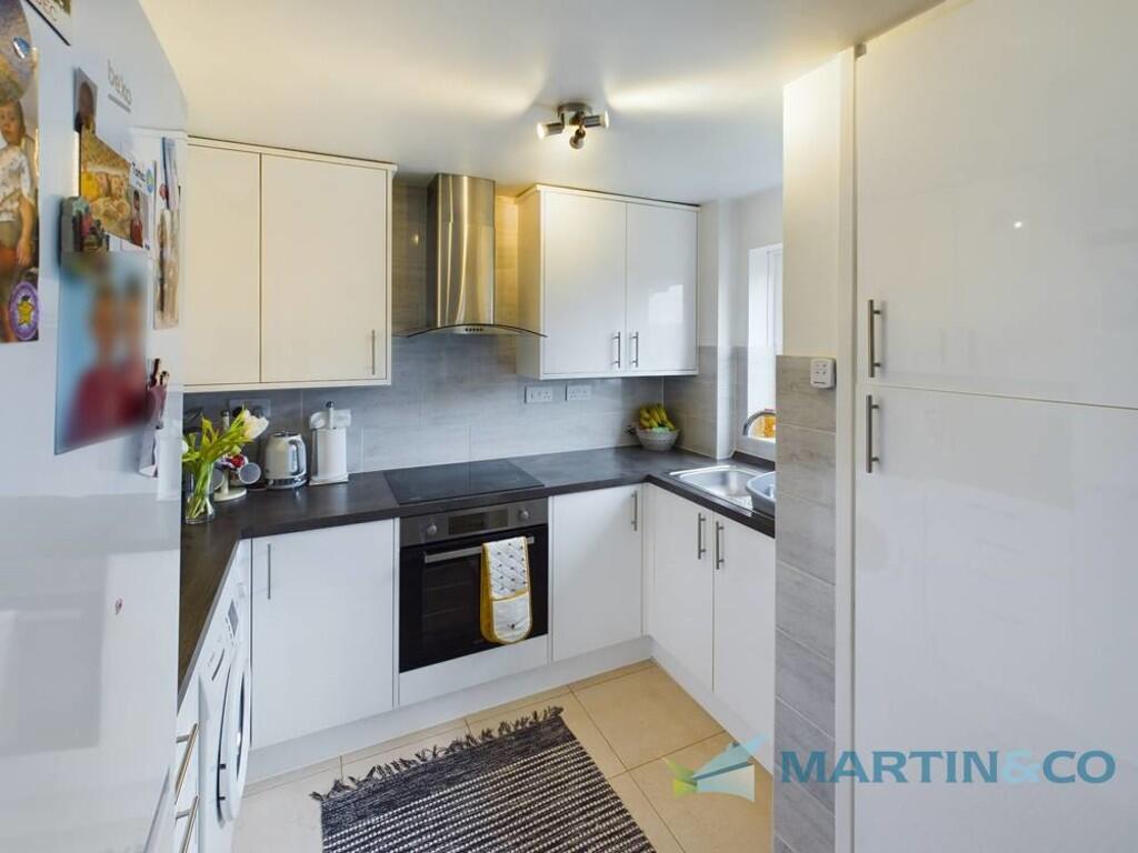 CAM02145G0-PR0046...