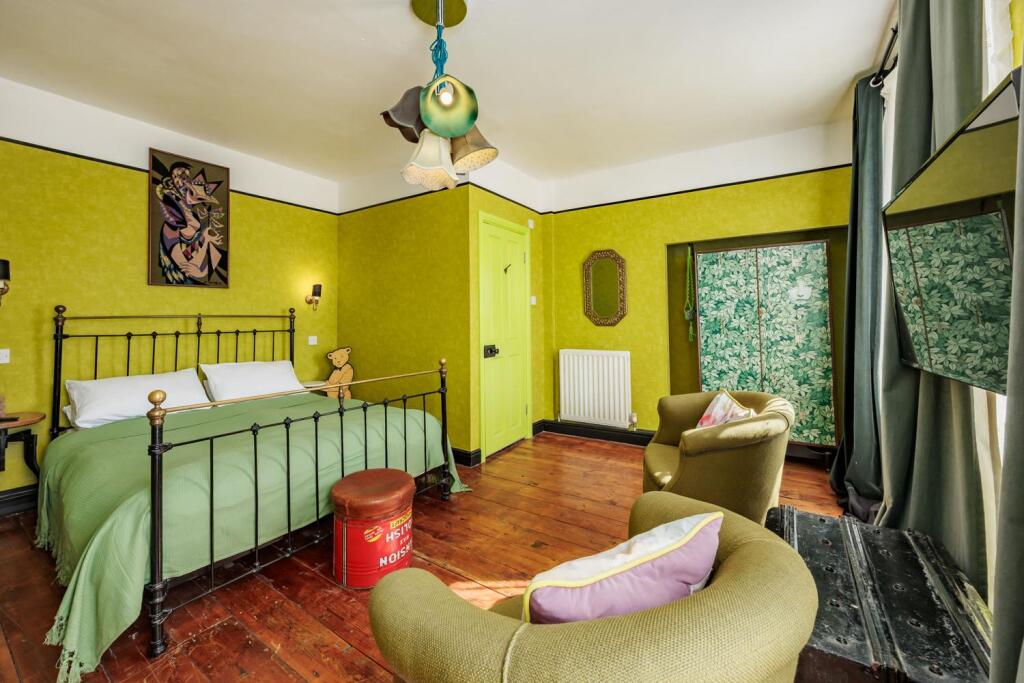 Current Guest Room