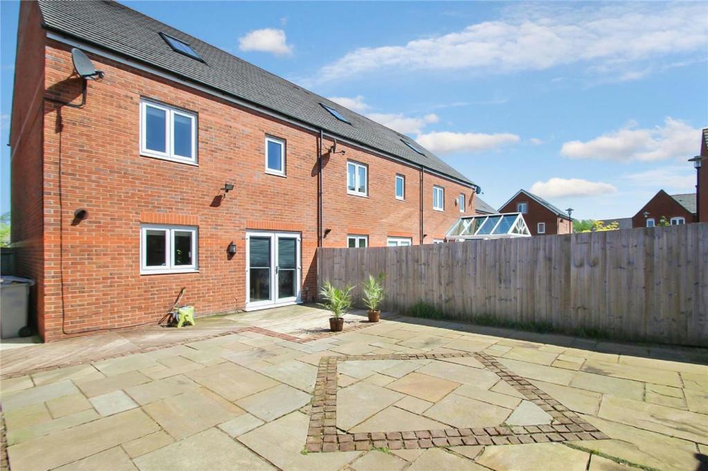 Gardens Aspect 4
