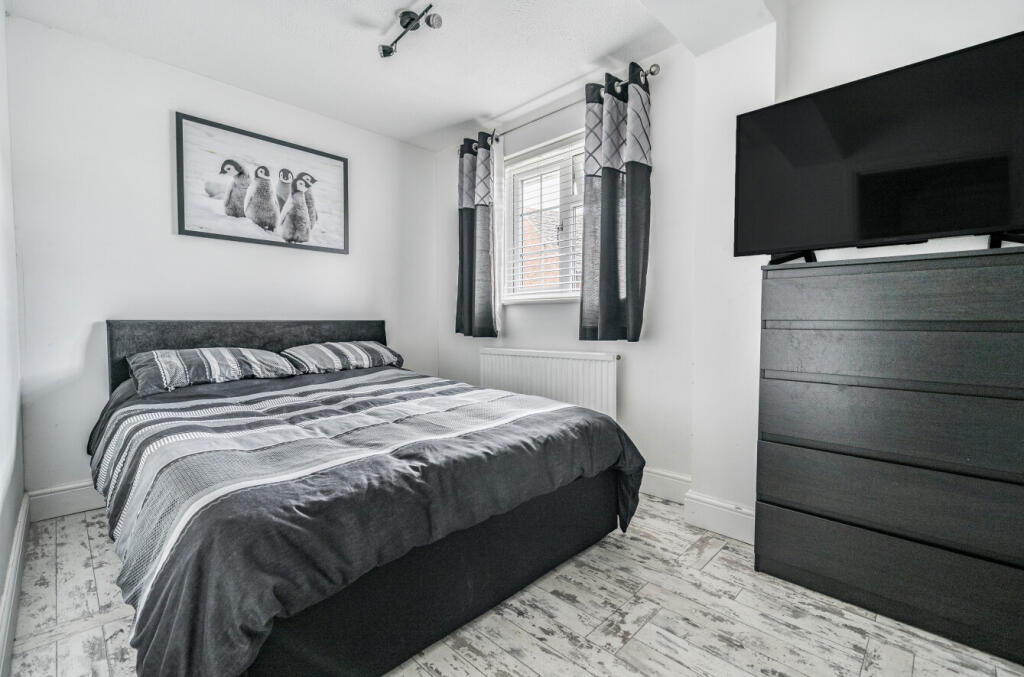 1329072968907a5fd6198