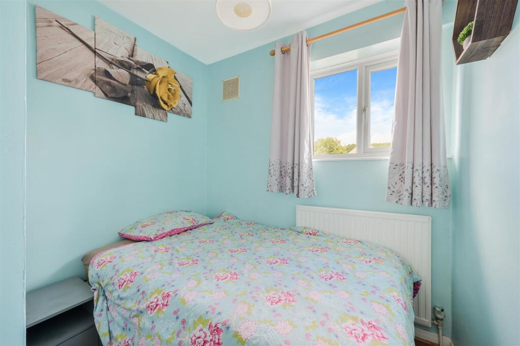 DUNDREY CRESCENT, 18 (15).jpg