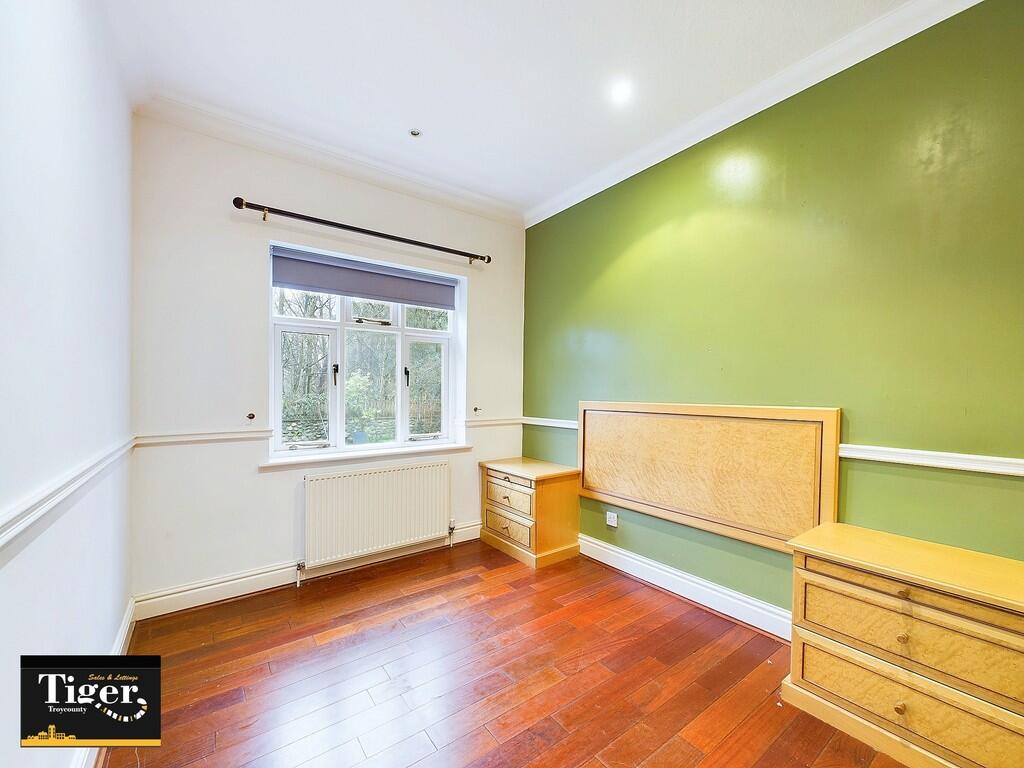 CAM03440G0-PR0242...