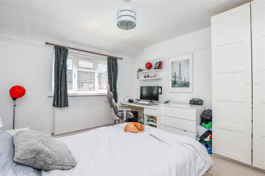 Bedroom 2.jpg