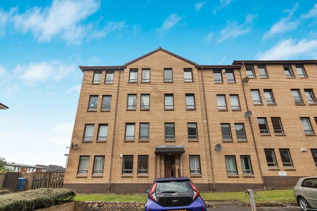 EXTERNAL FRONT 