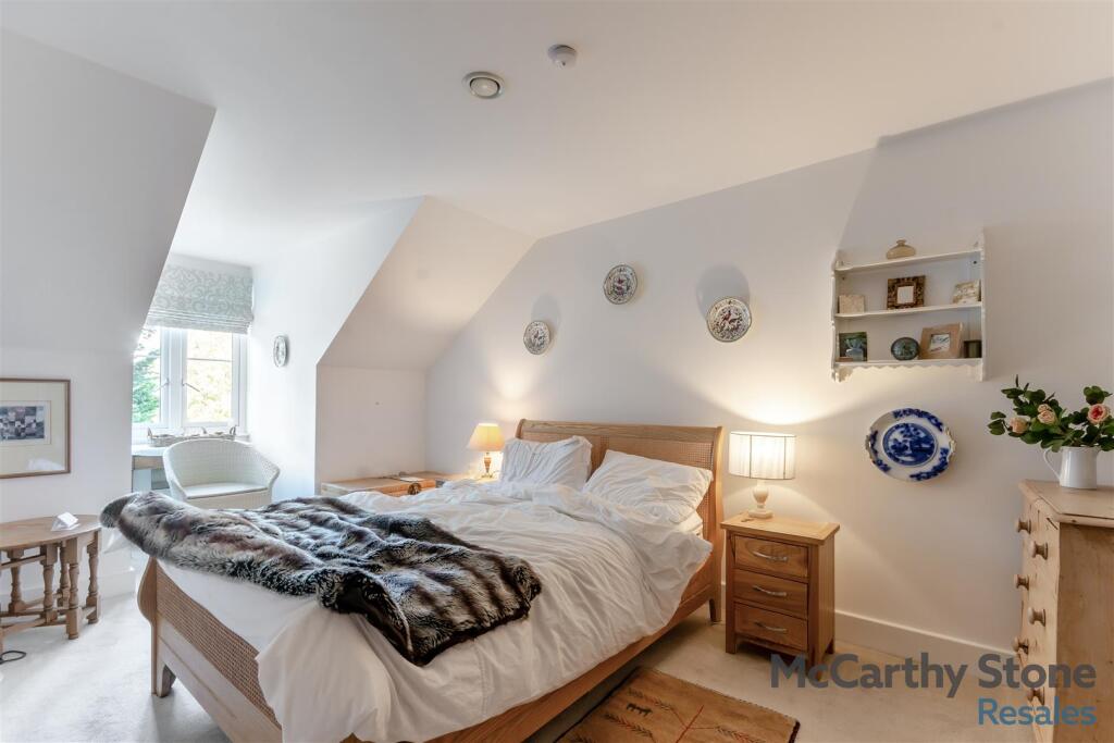 8664378-interior06.jpg