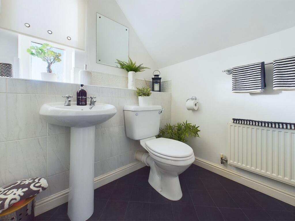 En-Suite to Bedroom One