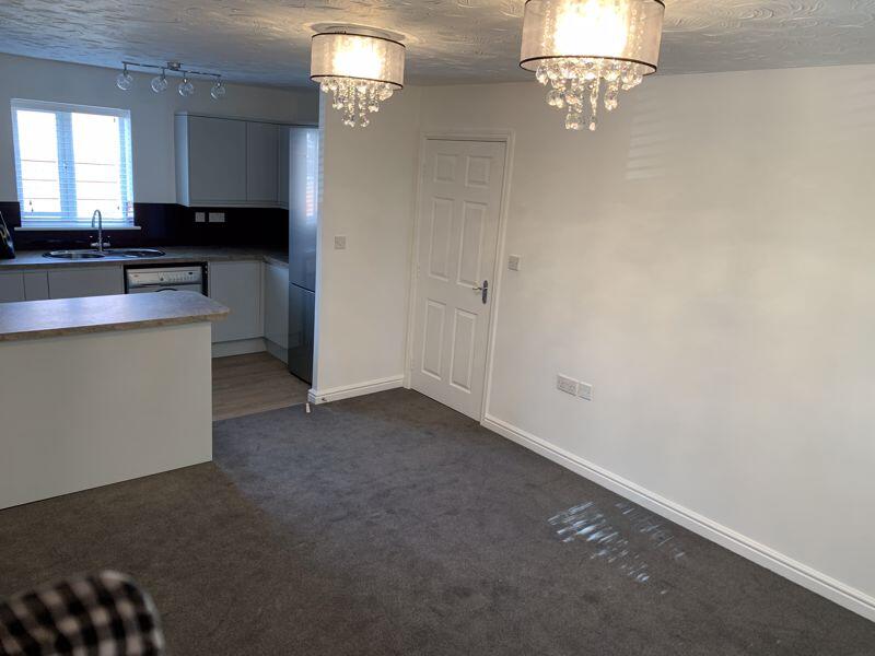 Lounge/Kitchen