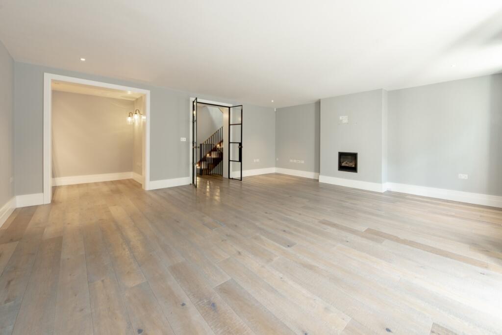 Clabon Mews 