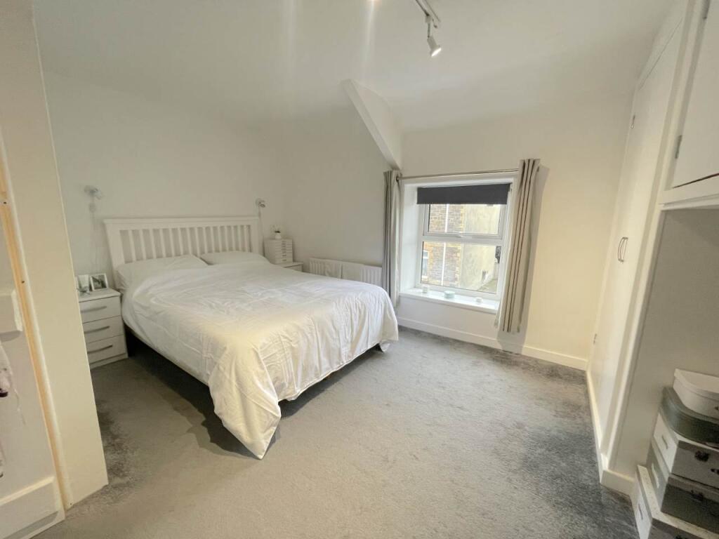 Front Bedroom
