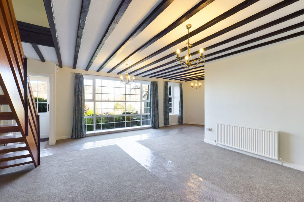 Spacious Lounge