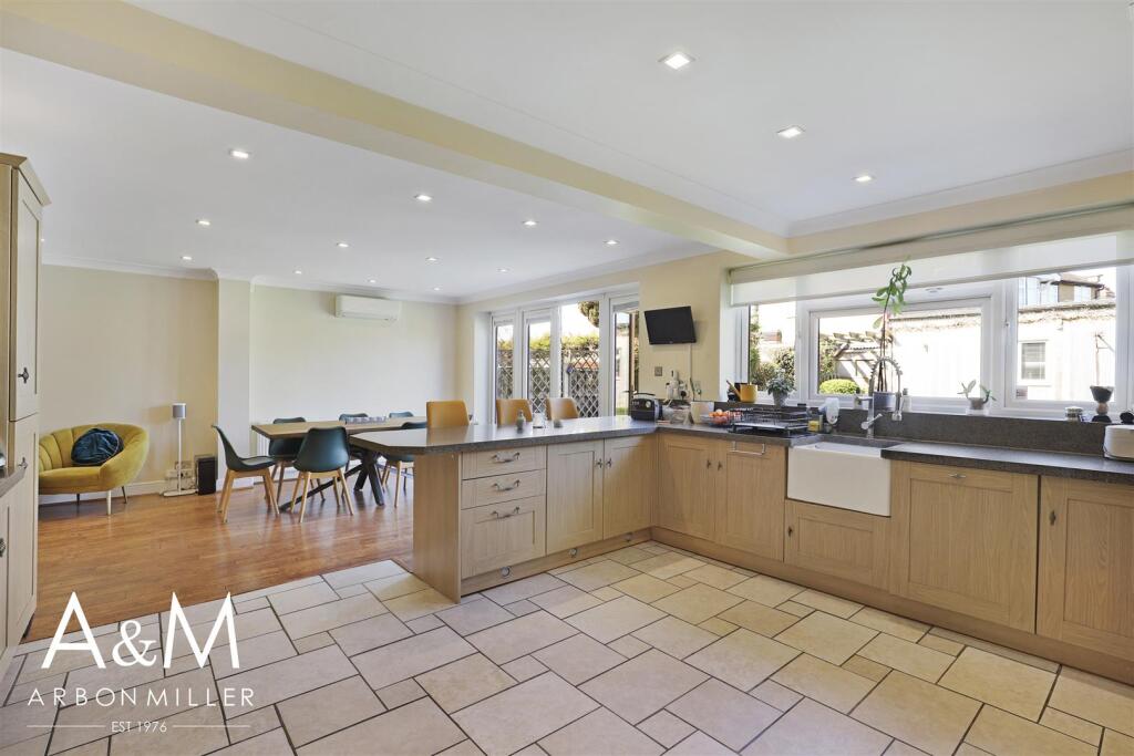 Kitchen Diner
