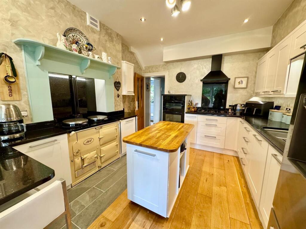 PHOTO-2025-07-06-18-51-23 (13).jpg