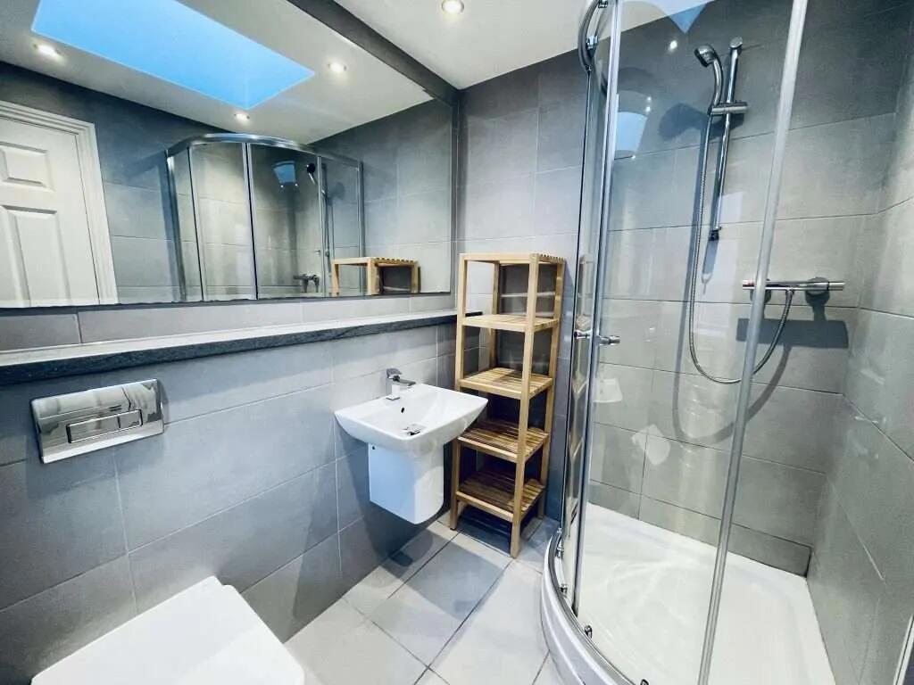 Flat_8_St_James_Row