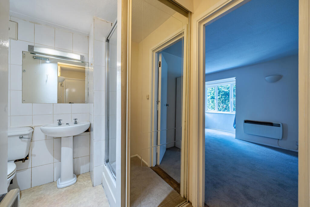 1334798-10-68921b...