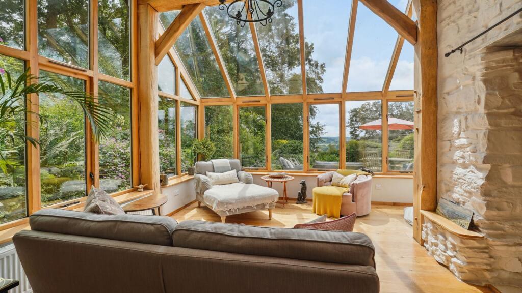 Conservatory / Garden room: