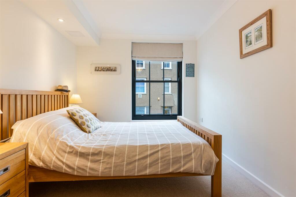 A13 - Dartmouth, Flat 1 Westwater Court - 231220.j