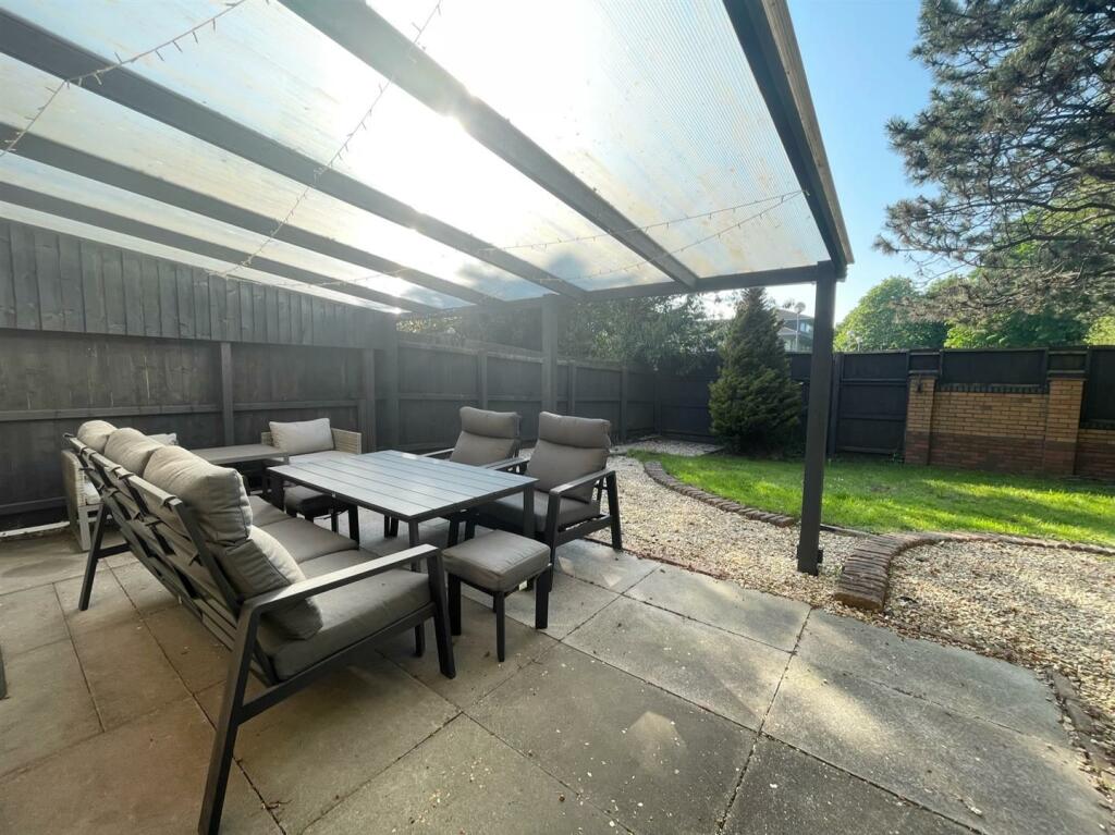Garden 3.jpg