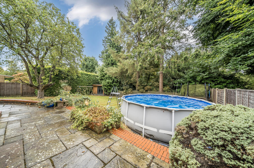 1341014-5-68ada15...