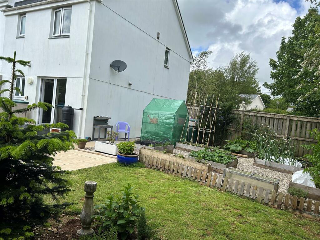 Garden 2.jpg