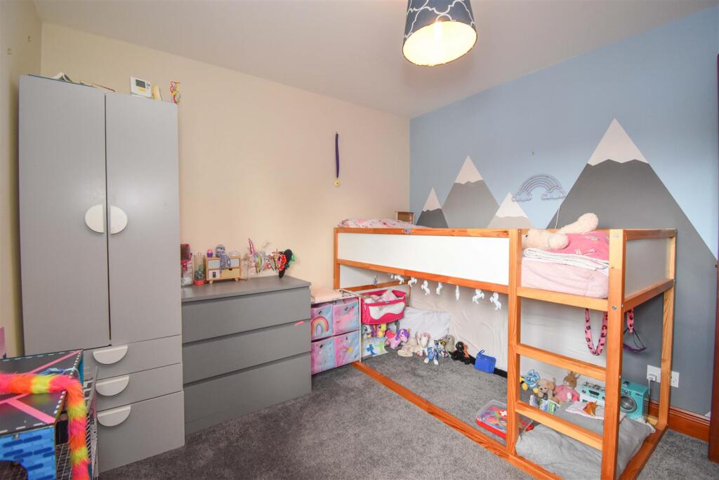 White Rose House Bedroom 4b.jpg