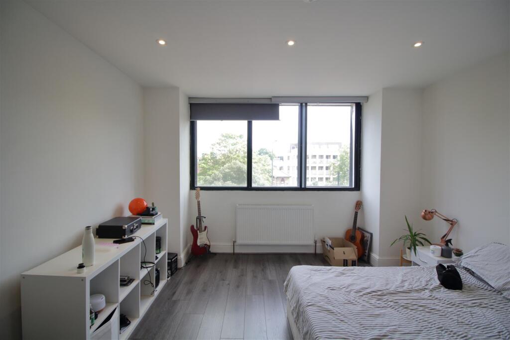 Eden Harper Brixton Hill