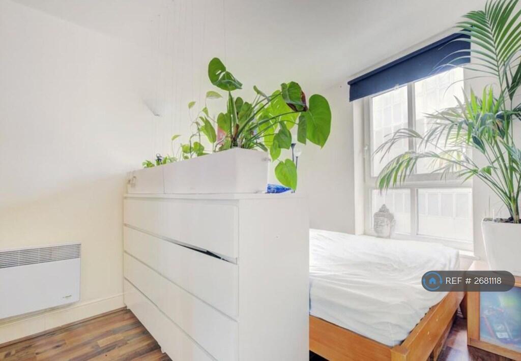 Bedroom2