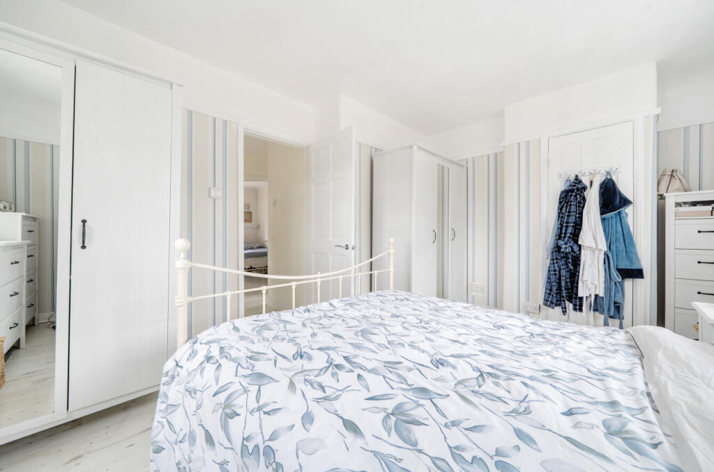 1342246-15-68a313...