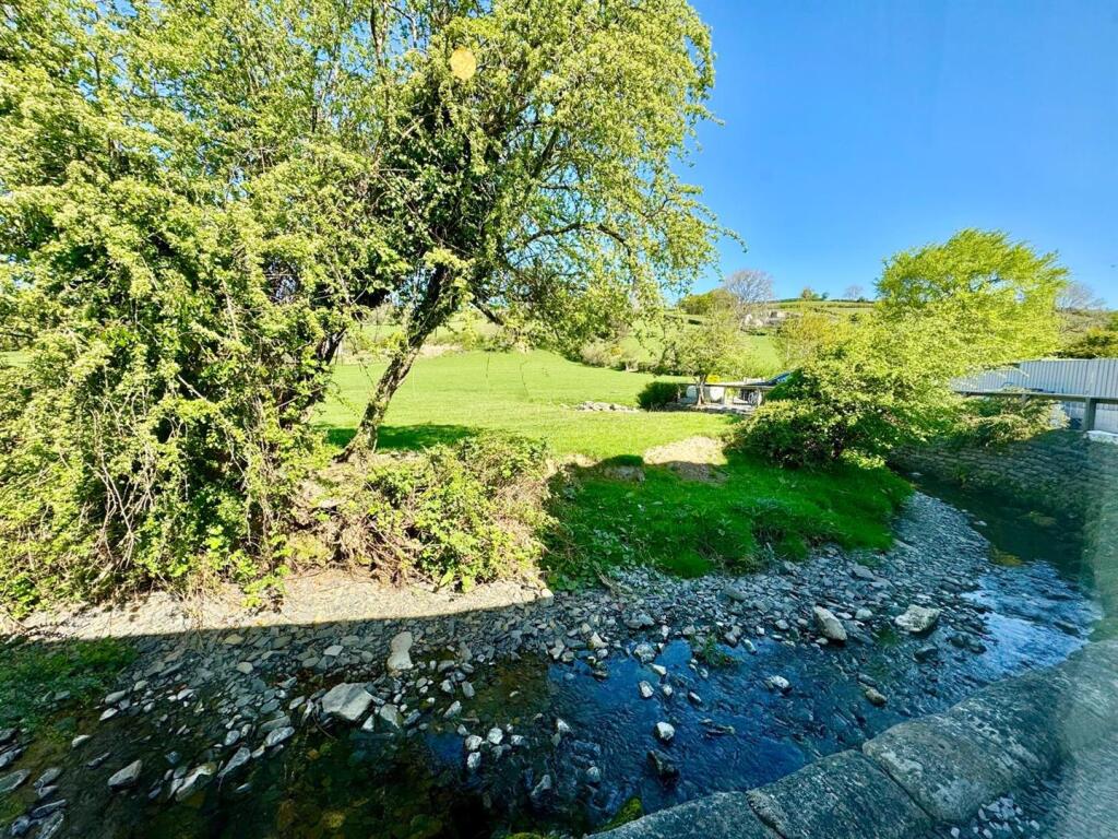 PHOTO-2025-05-07-11-55-17 (7).jpg