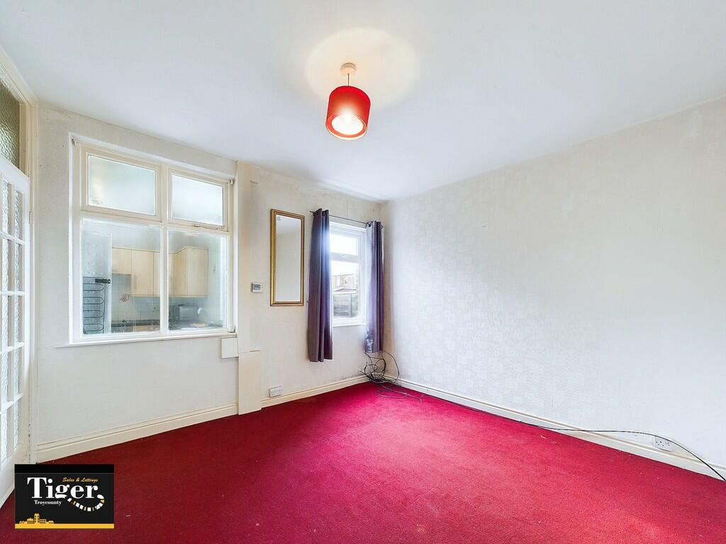 CAM02176G0-PR0407...