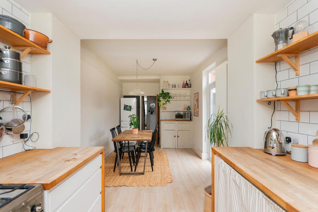 0C2RBN - Kitchen Diner B.jpg