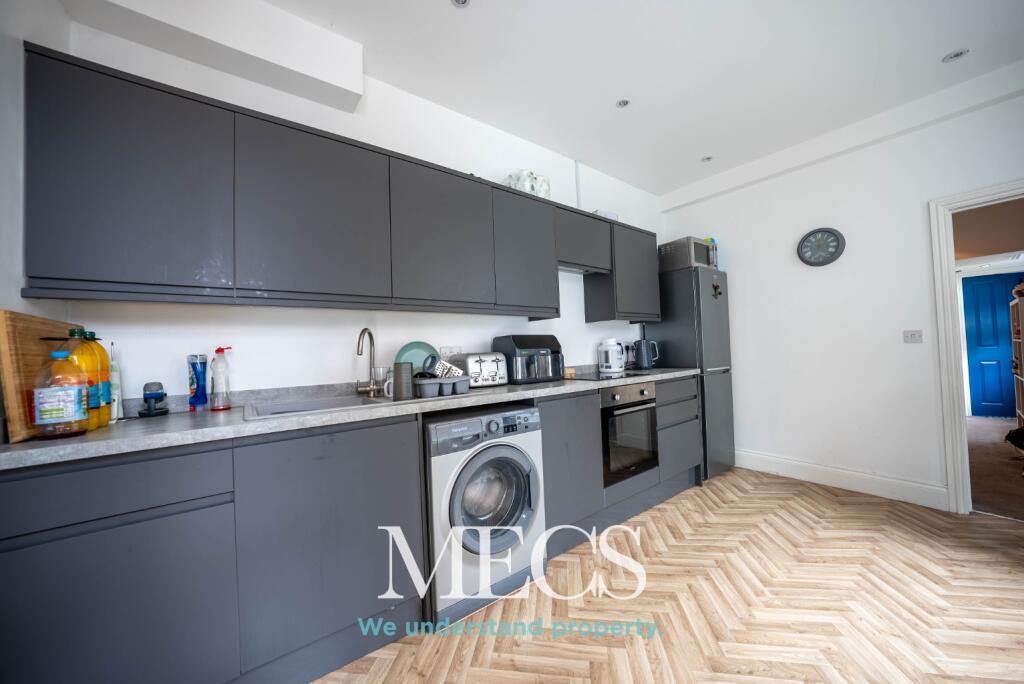 Alcester Road, Birmingham, West Midlands, B13 8EB