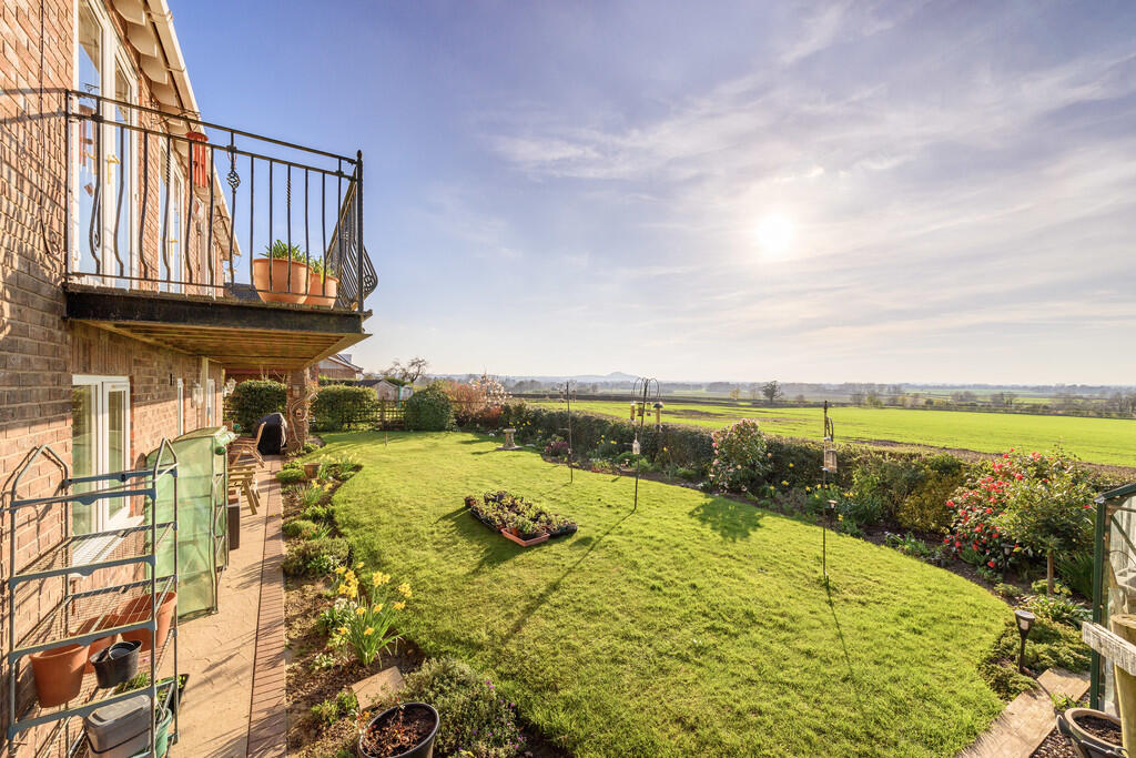 Garden and Views ...