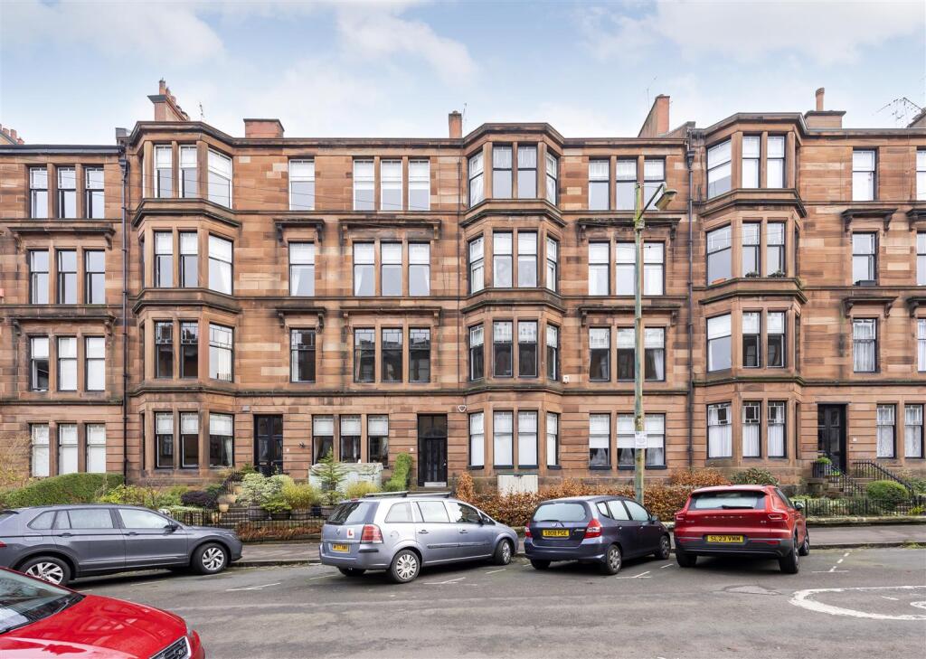 3-2_11_FALKLAND_STREET_GLASGOW_002.JPG