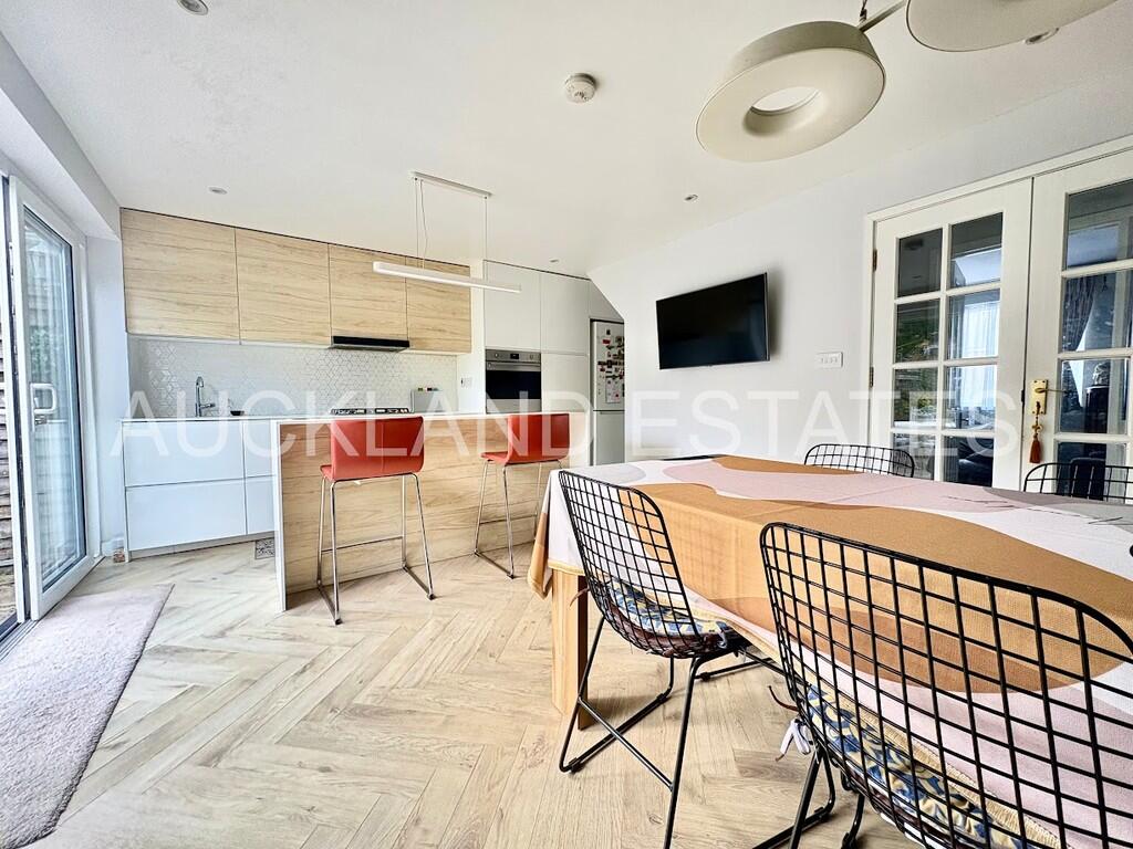 IMG_7379-17576850...