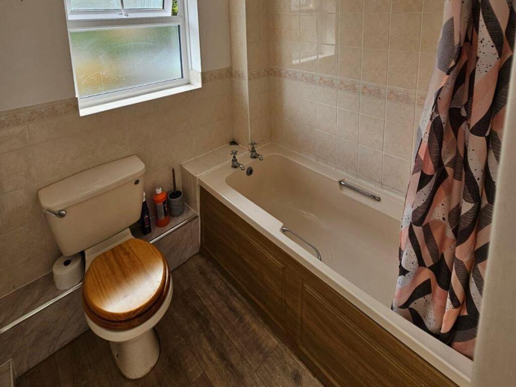 Bathroom - Columbine Grove.jpg