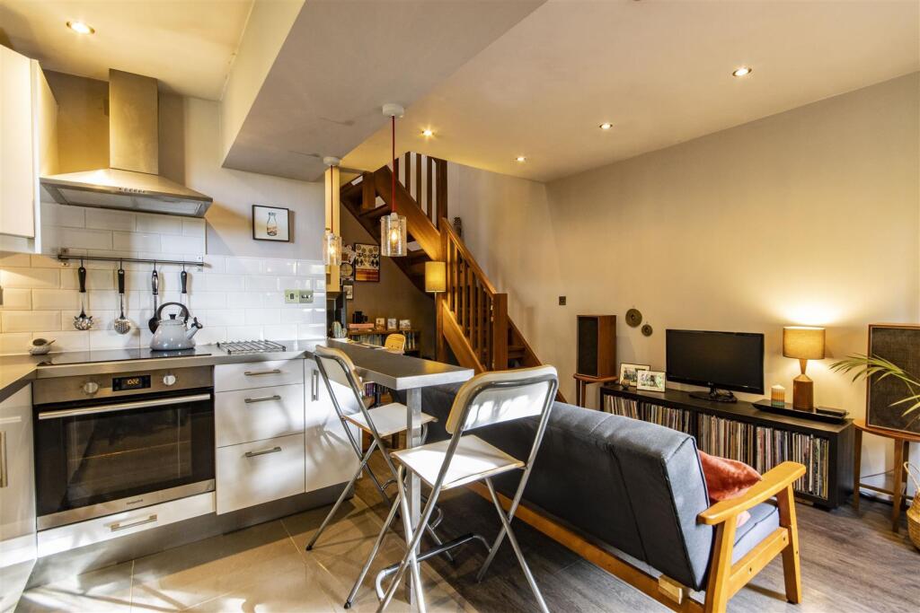 Open Plan Kitchen/Lounge