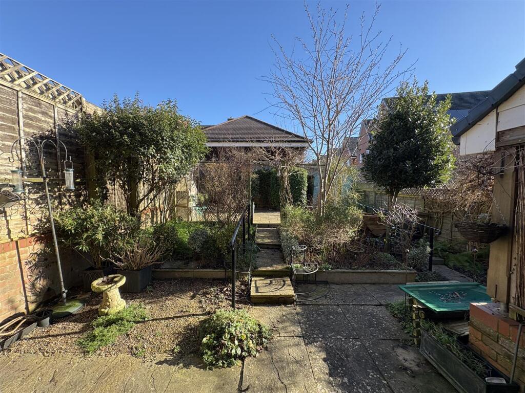 garden.jpg