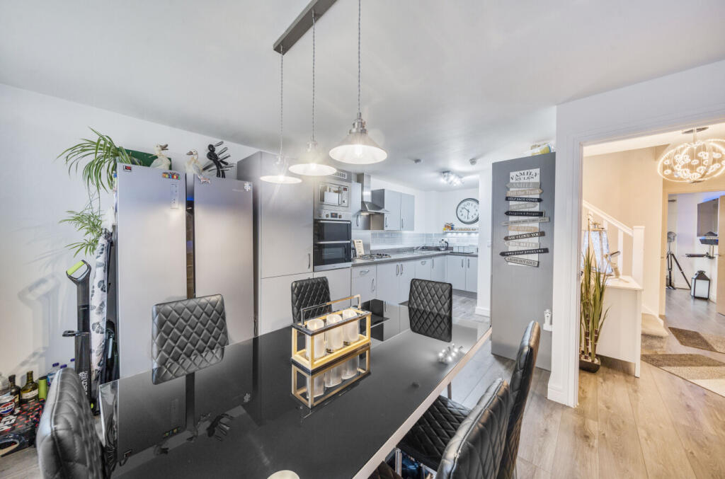 1345727-21-68aeda...