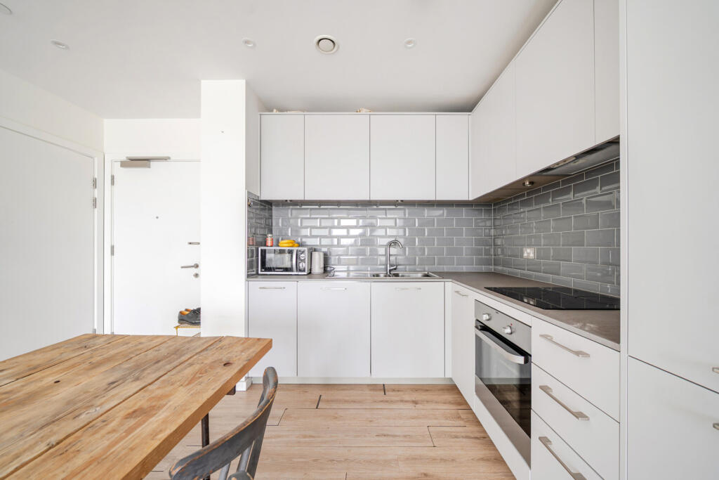 Reception/Kitchen