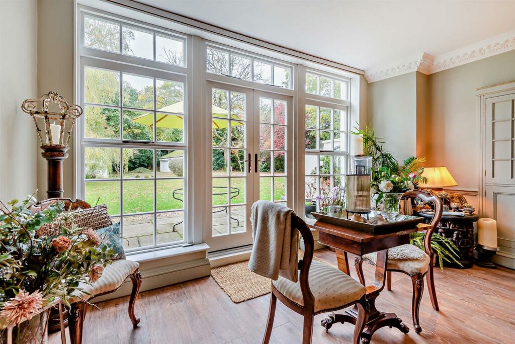 8625116-interior21-800.jpg
