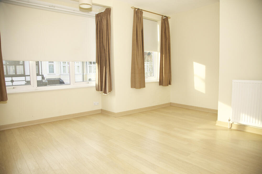 104 Sydney Road, SW20 8EF