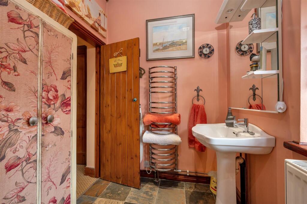 23a High Street PH-41.jpg