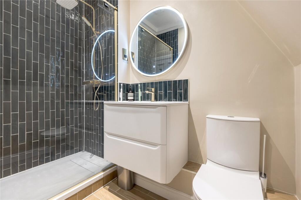 Ensuite Shower Room