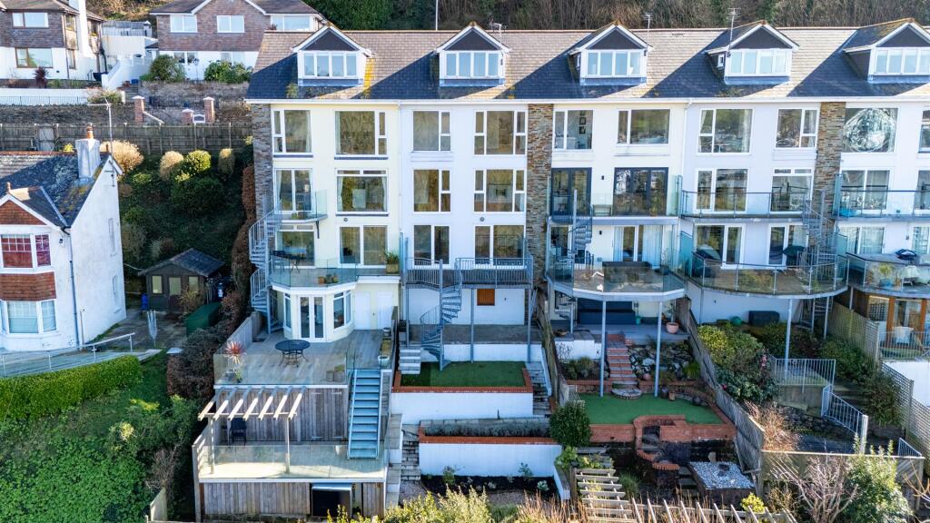 A09 - 5 Britannia Court Higher Contour Road Kingsw