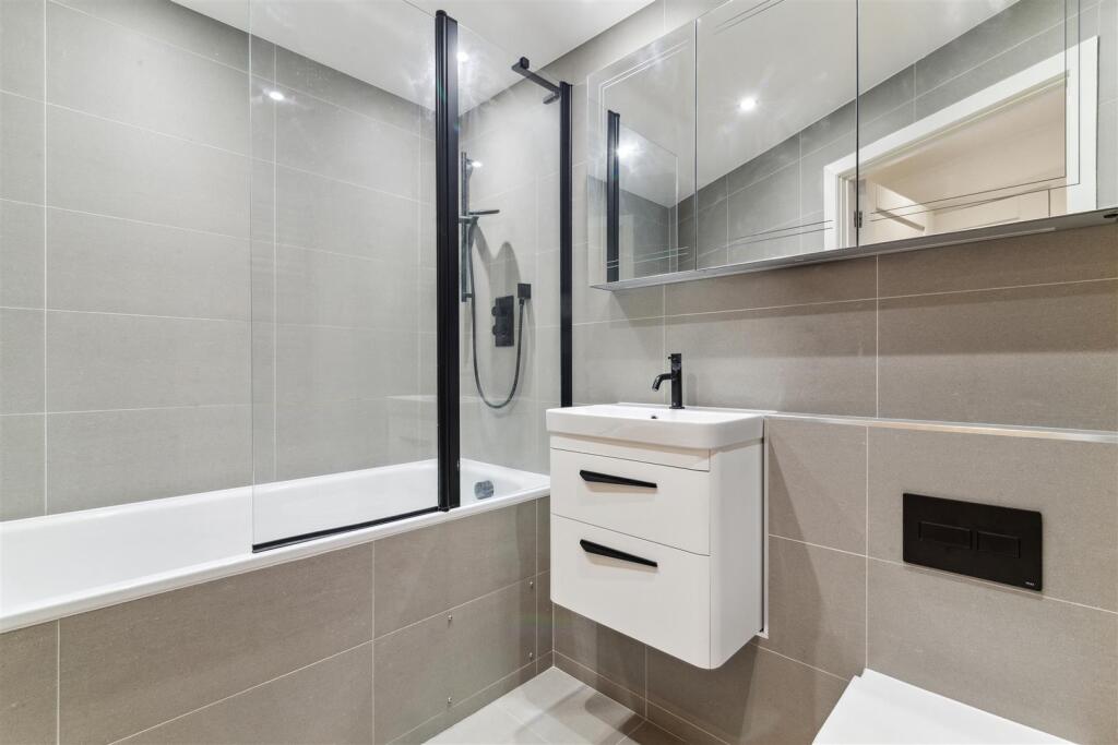 FOR SALE -Acton Lane, W4