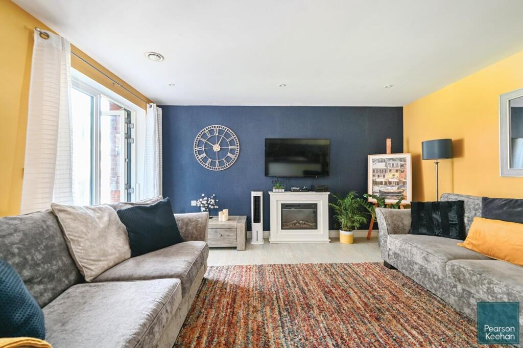 Apt 16, The Chromeworks - BN37RJ (2).jpg