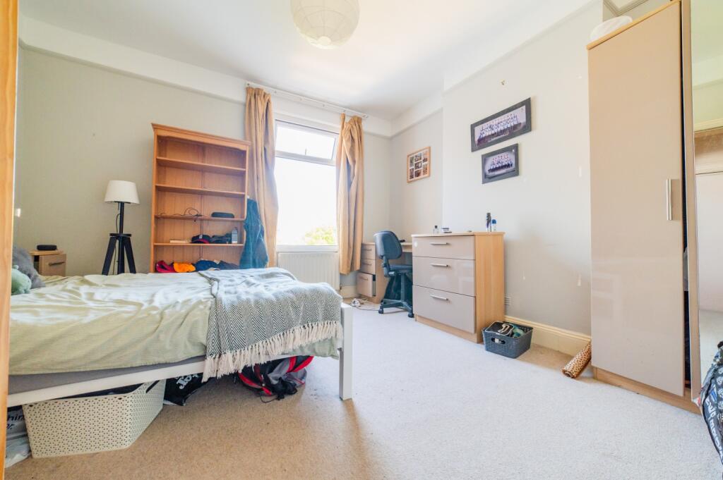 Call 02920 454555 to secure your viewing_10