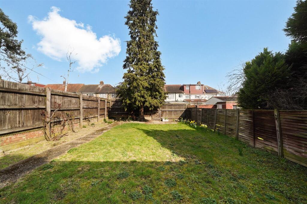 200 Whitton Avenue East - iFpImRdC8mqDMSJBSx7f.jpg